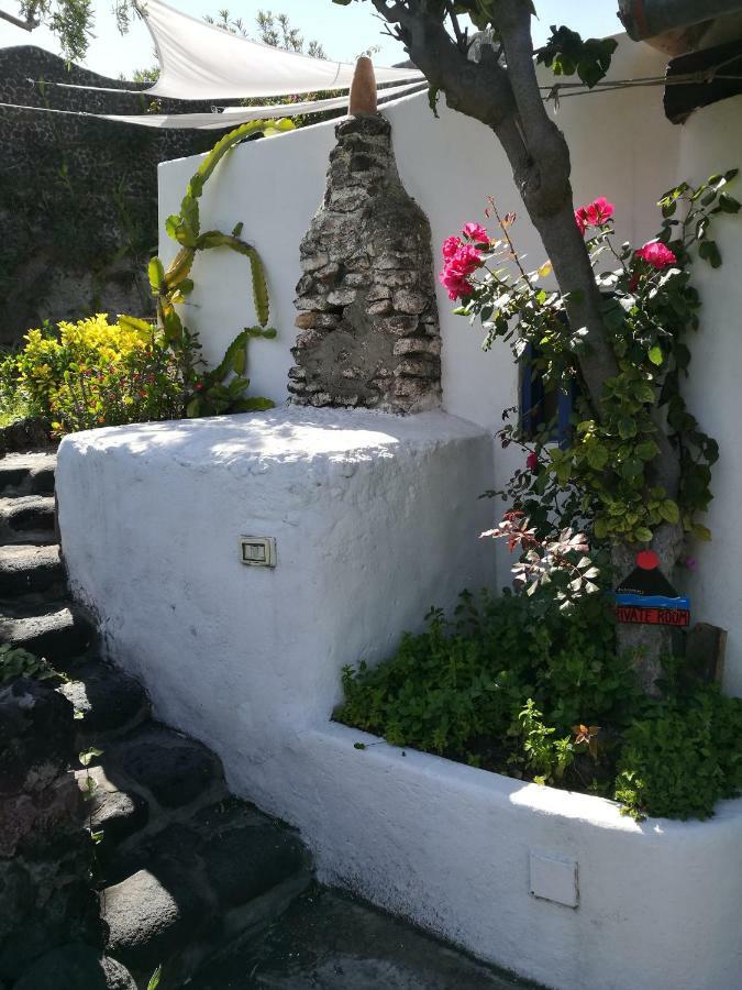 Hotel La Rosamarina Stromboli Exteriér fotografie