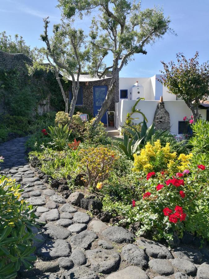 Hotel La Rosamarina Stromboli Exteriér fotografie